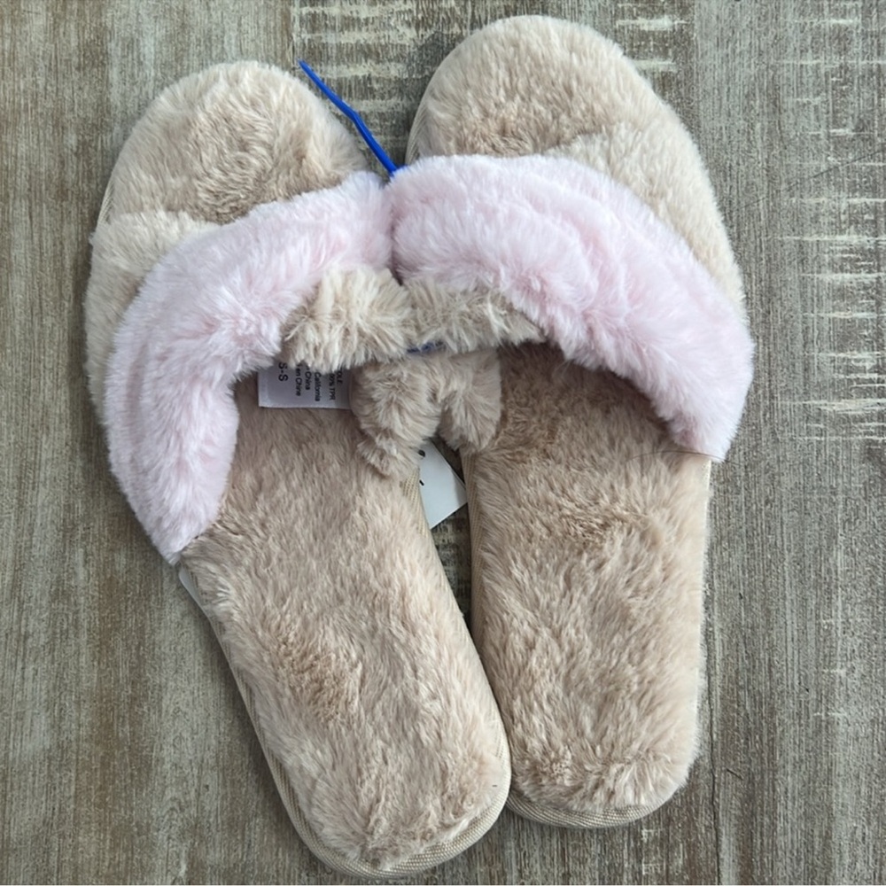 NWT L*space Cloud Slippers